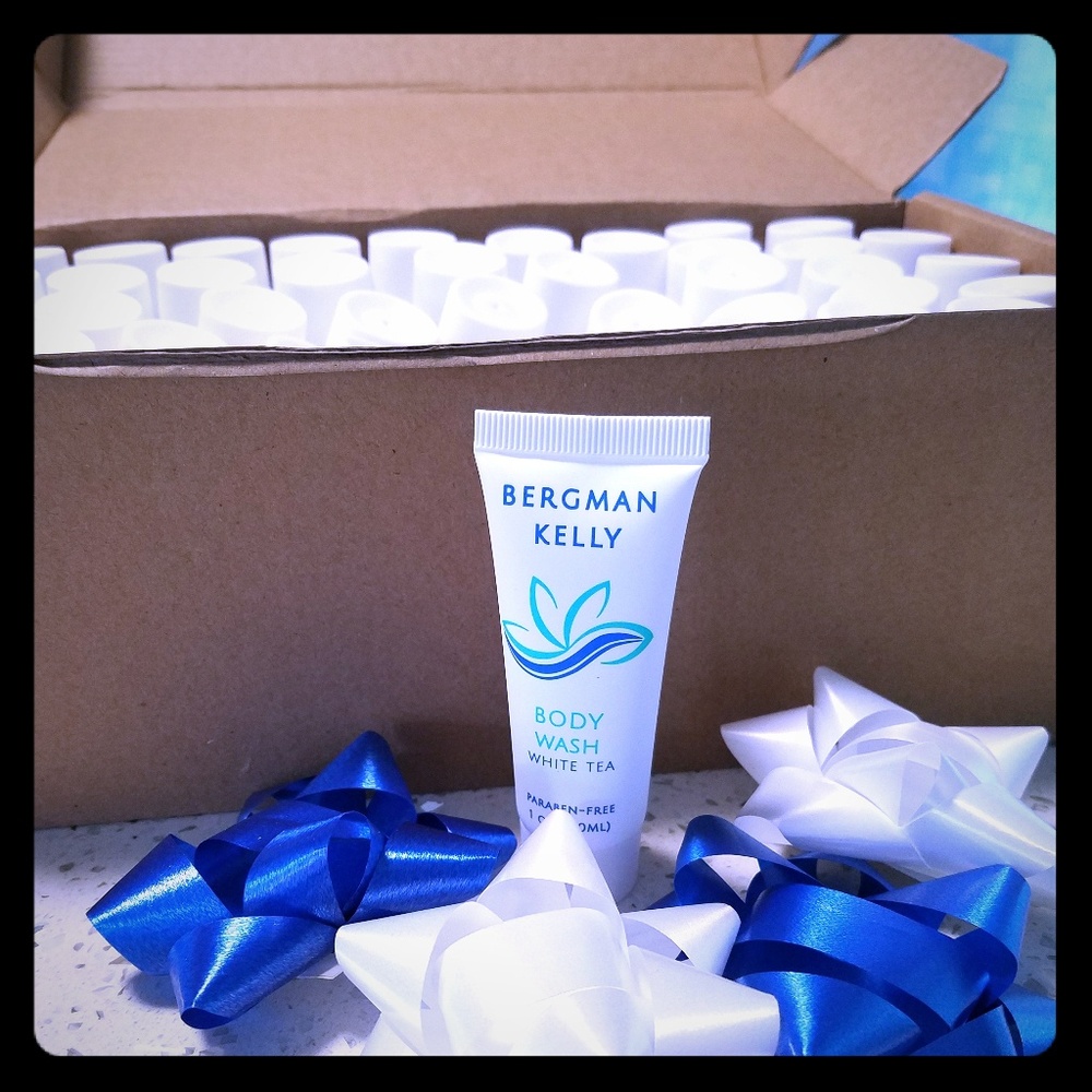 🆓️gifts w/ EVERY purchase!